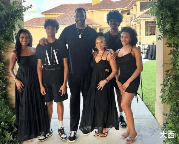 McGrady celebrates her 46th bi