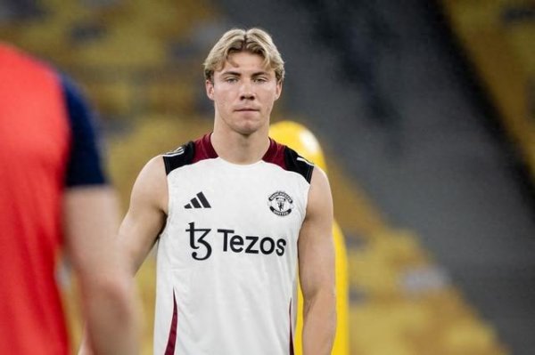 Manchester United considers us