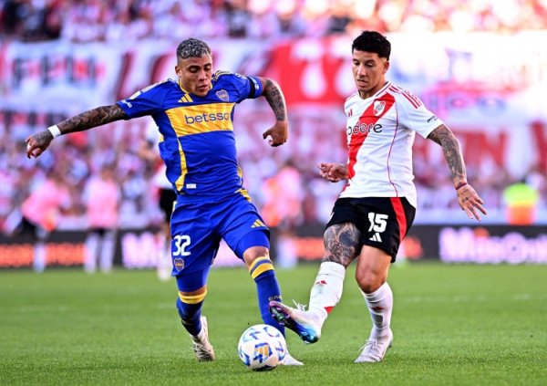 Boca defender refused visa by 