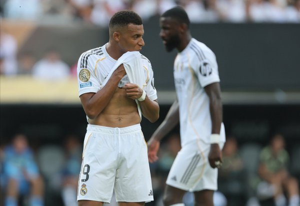 Club World Cup Top 32 Prize Li