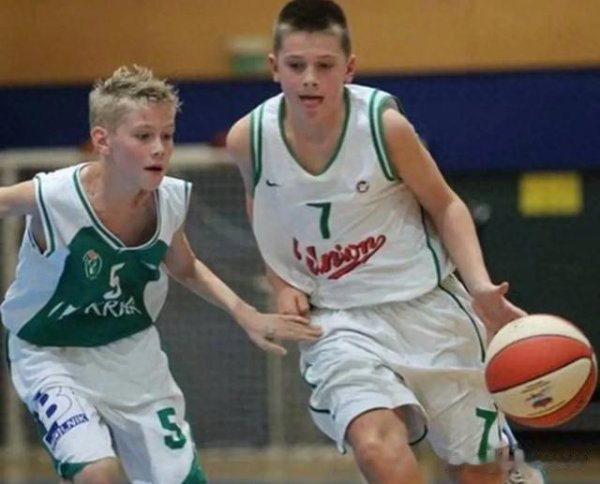 Fucking! Doncic has a big prob